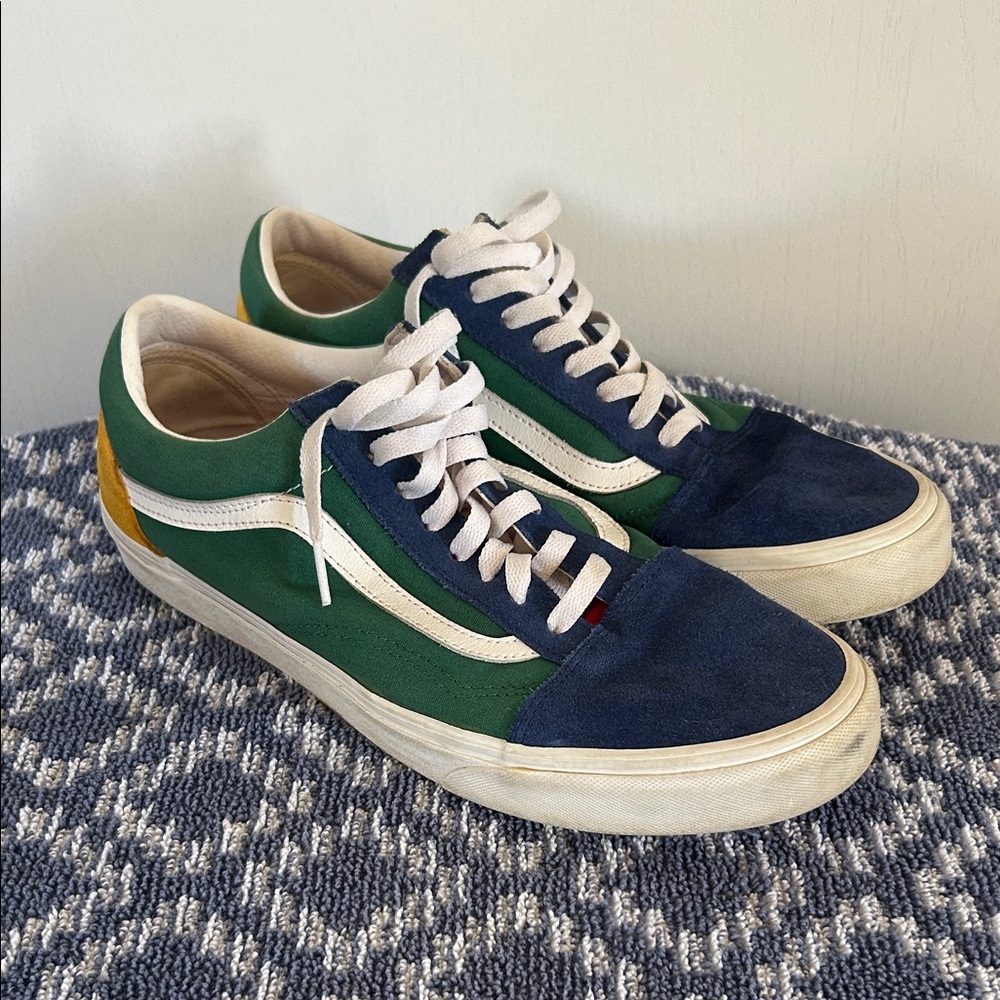 Vans Old Skool Yact Club Skate Shoes